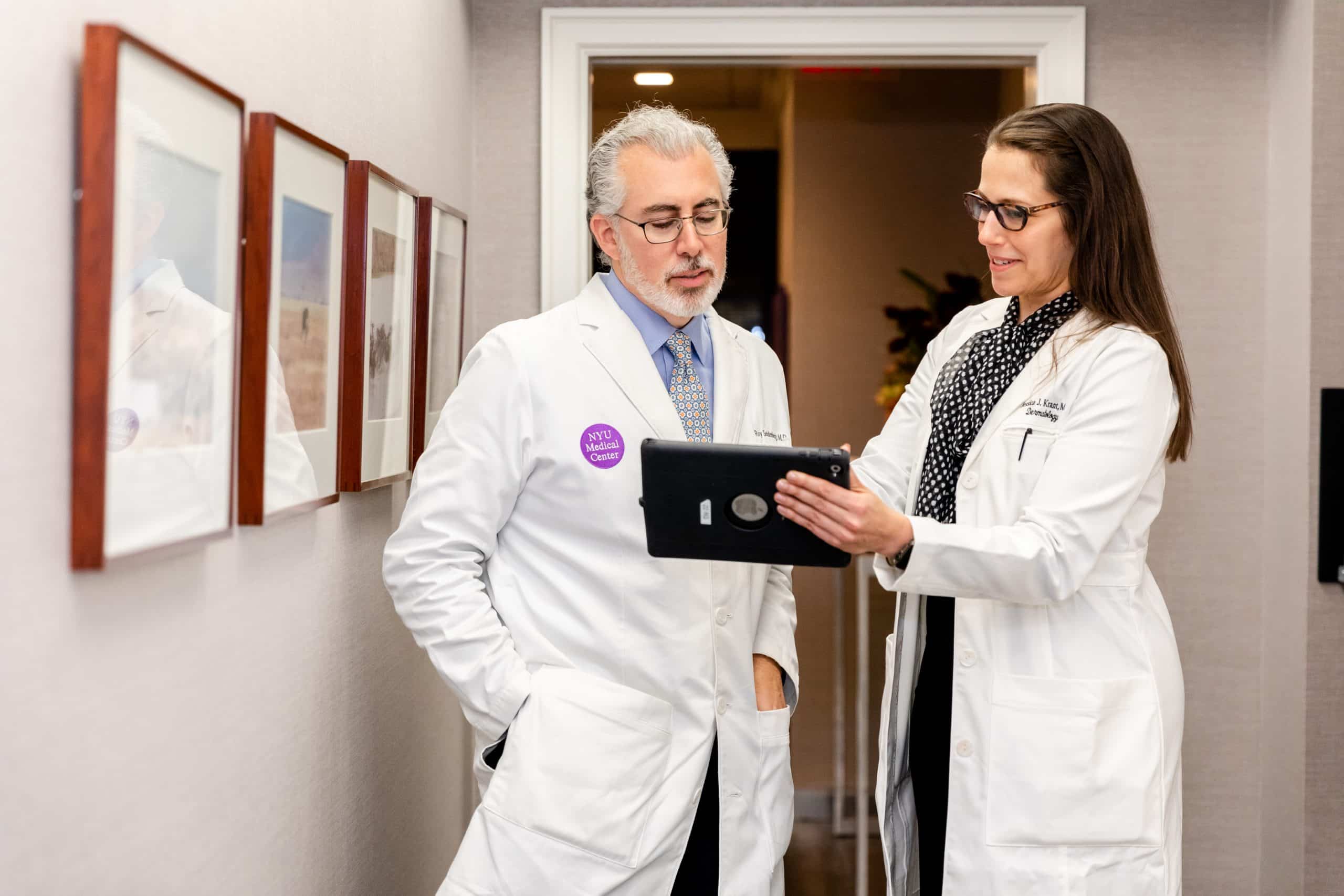 lsscny dr seidenberg talking with doctor new york, ny