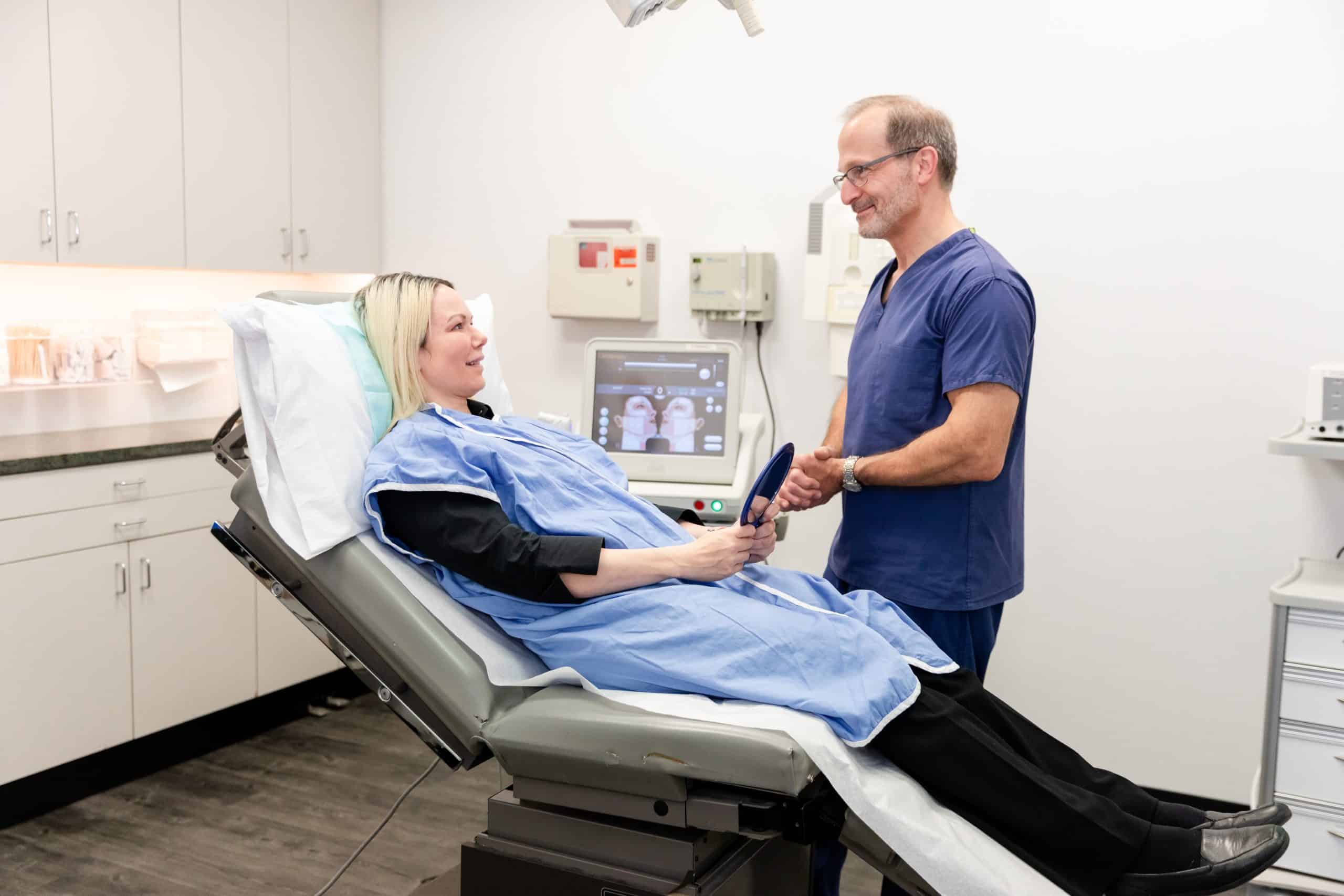 lsscny dr shelton talking with female patient new york ny