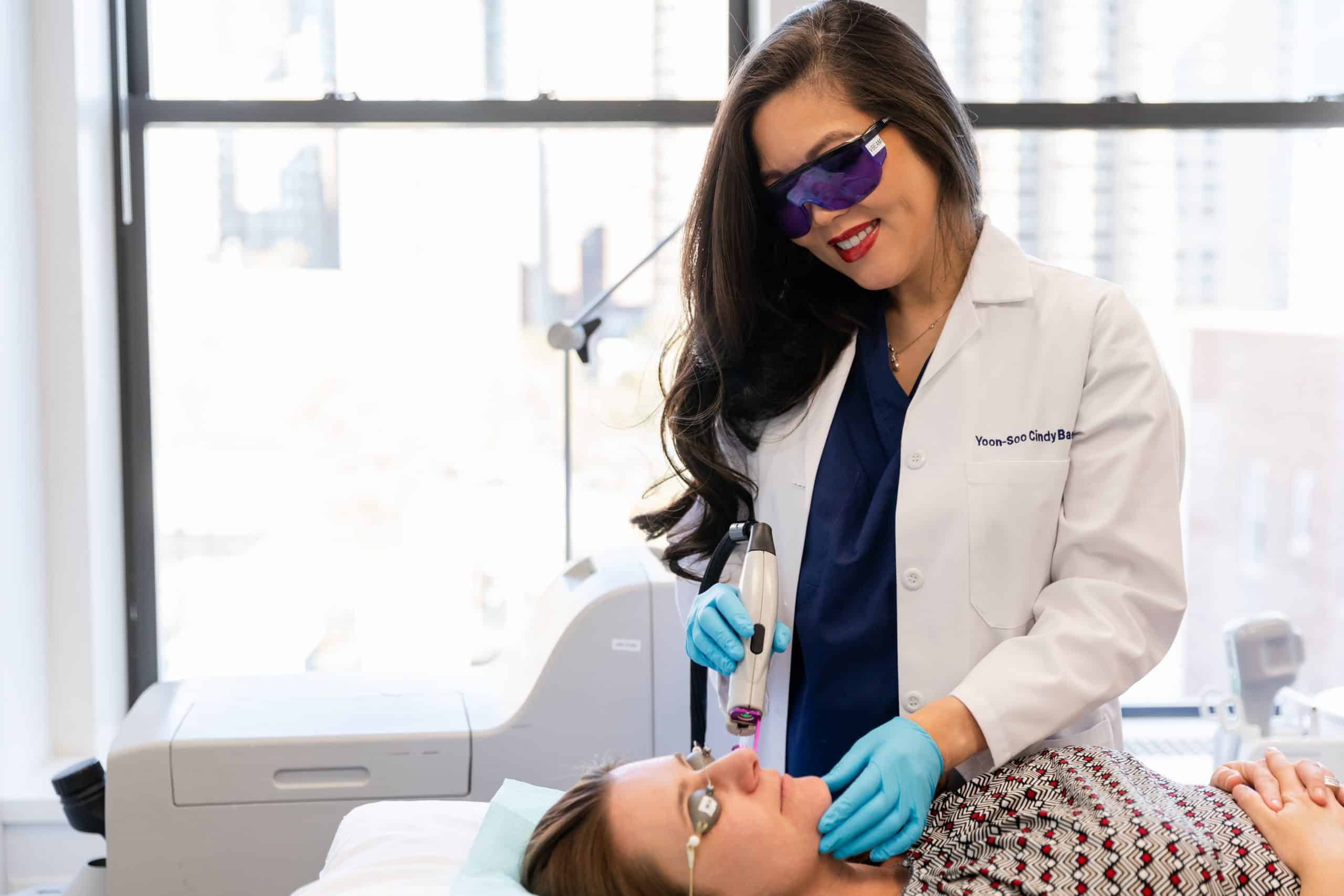 rosacea laser treatments-new york city patient receiving rosacea laser treatment in NY, NY