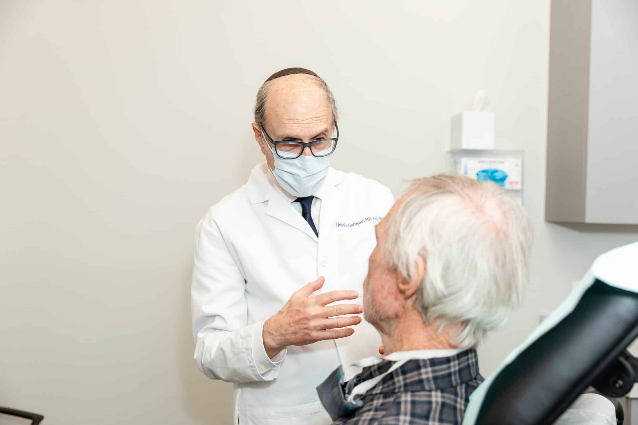 Patient-consultation-plastic-surgery-exam-chair-Hoffman-LSSC-NYC-4 macs facelift consultation for an older patient in new york