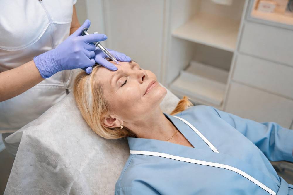 Dermatologists Reveal0 Effective Techniques to Reduce Forehead Wrinkles