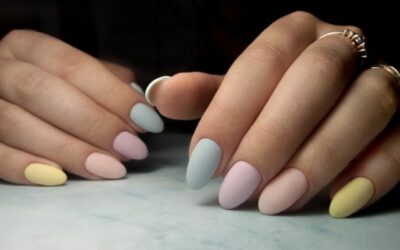 What Are Dip Powder Nails? All You Need To Know