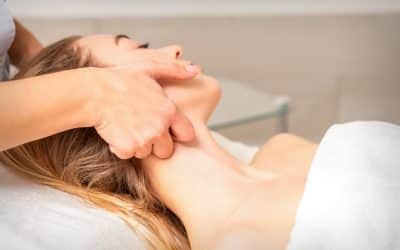 Neck Lines: Causes And Treatments, Explained By Dermatologists