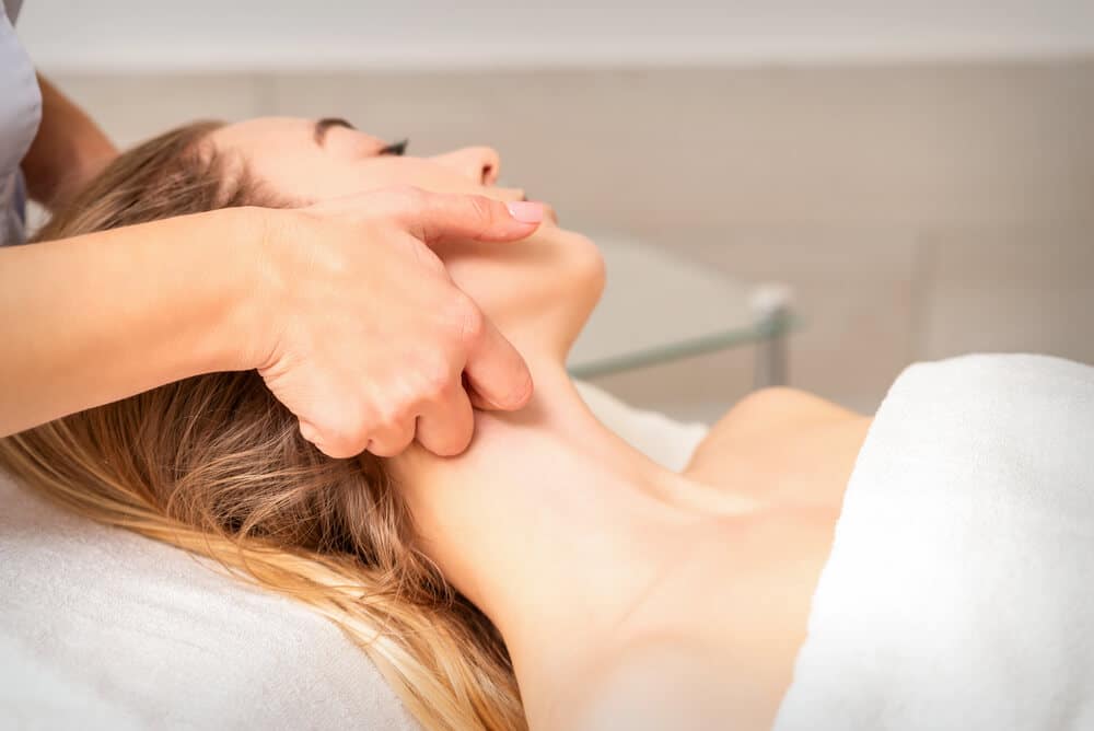Neck Lines Causes And Treatments, Explained By Dermatologists